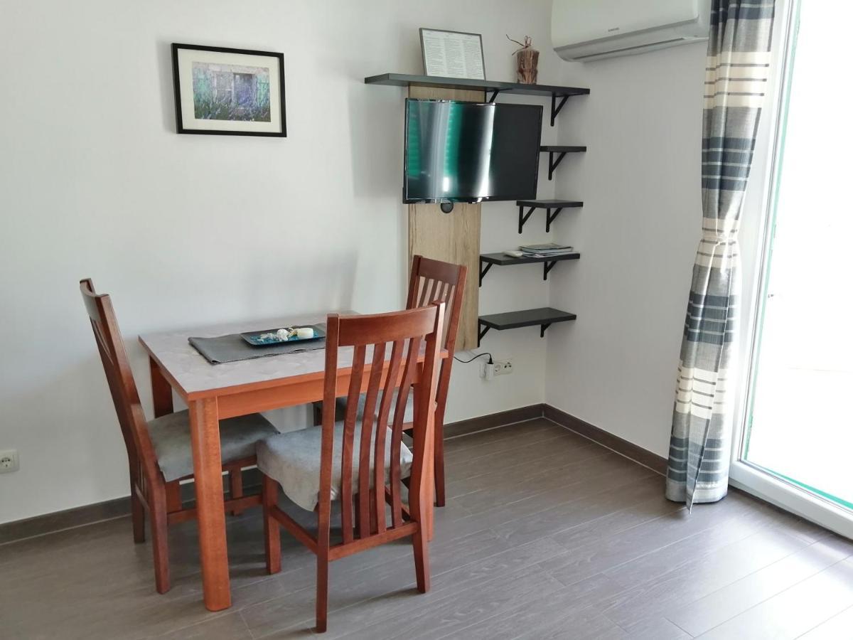 Villa Luce Apartment House Karlobag Εξωτερικό φωτογραφία