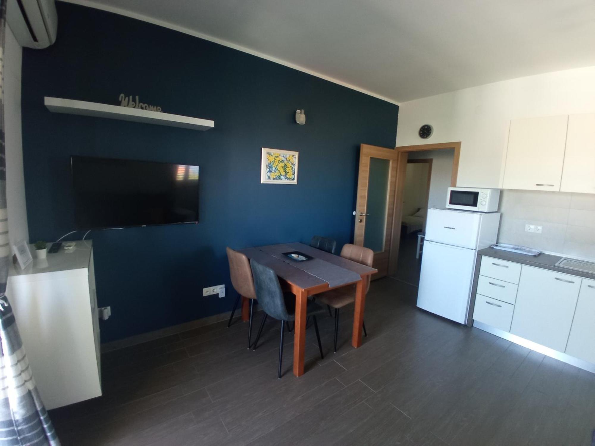 Villa Luce Apartment House Karlobag Εξωτερικό φωτογραφία