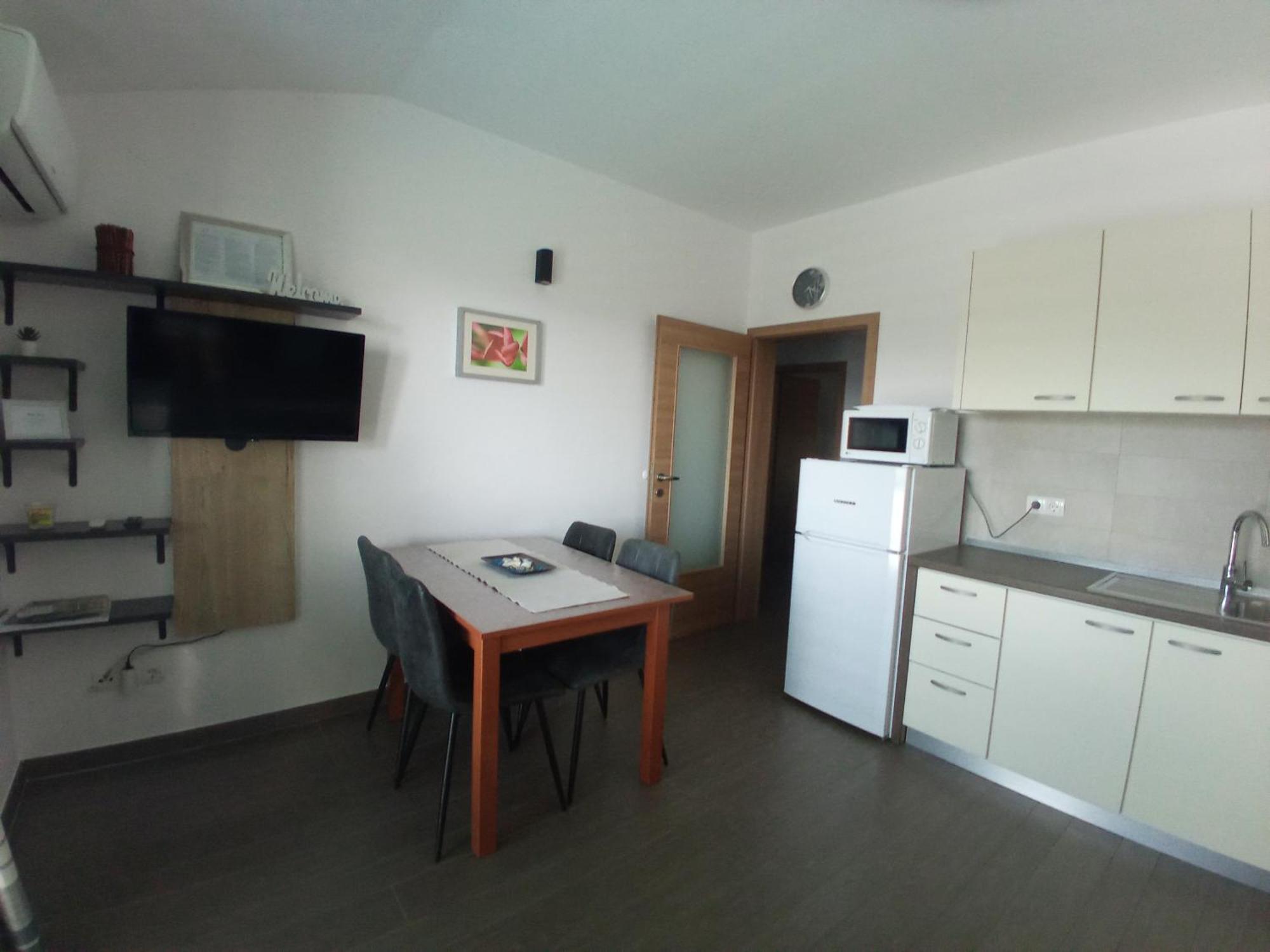 Villa Luce Apartment House Karlobag Εξωτερικό φωτογραφία