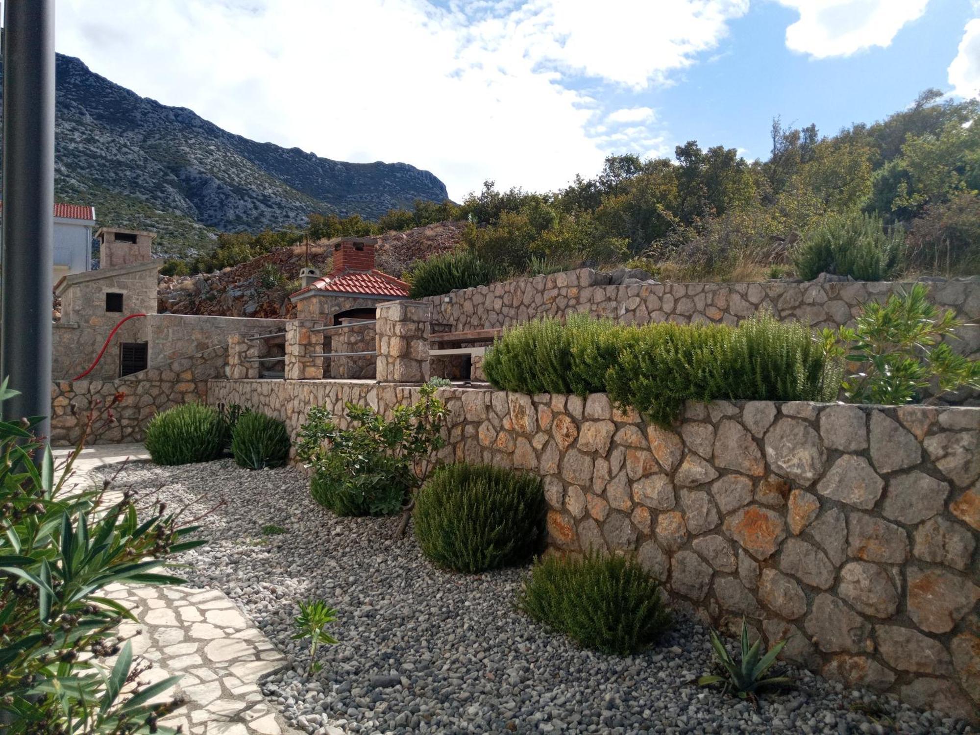 Villa Luce Apartment House Karlobag Εξωτερικό φωτογραφία