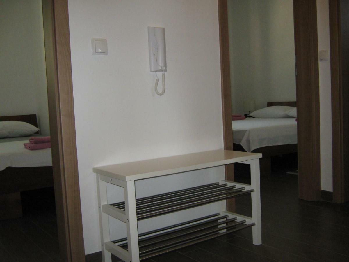 Villa Luce Apartment House Karlobag Εξωτερικό φωτογραφία